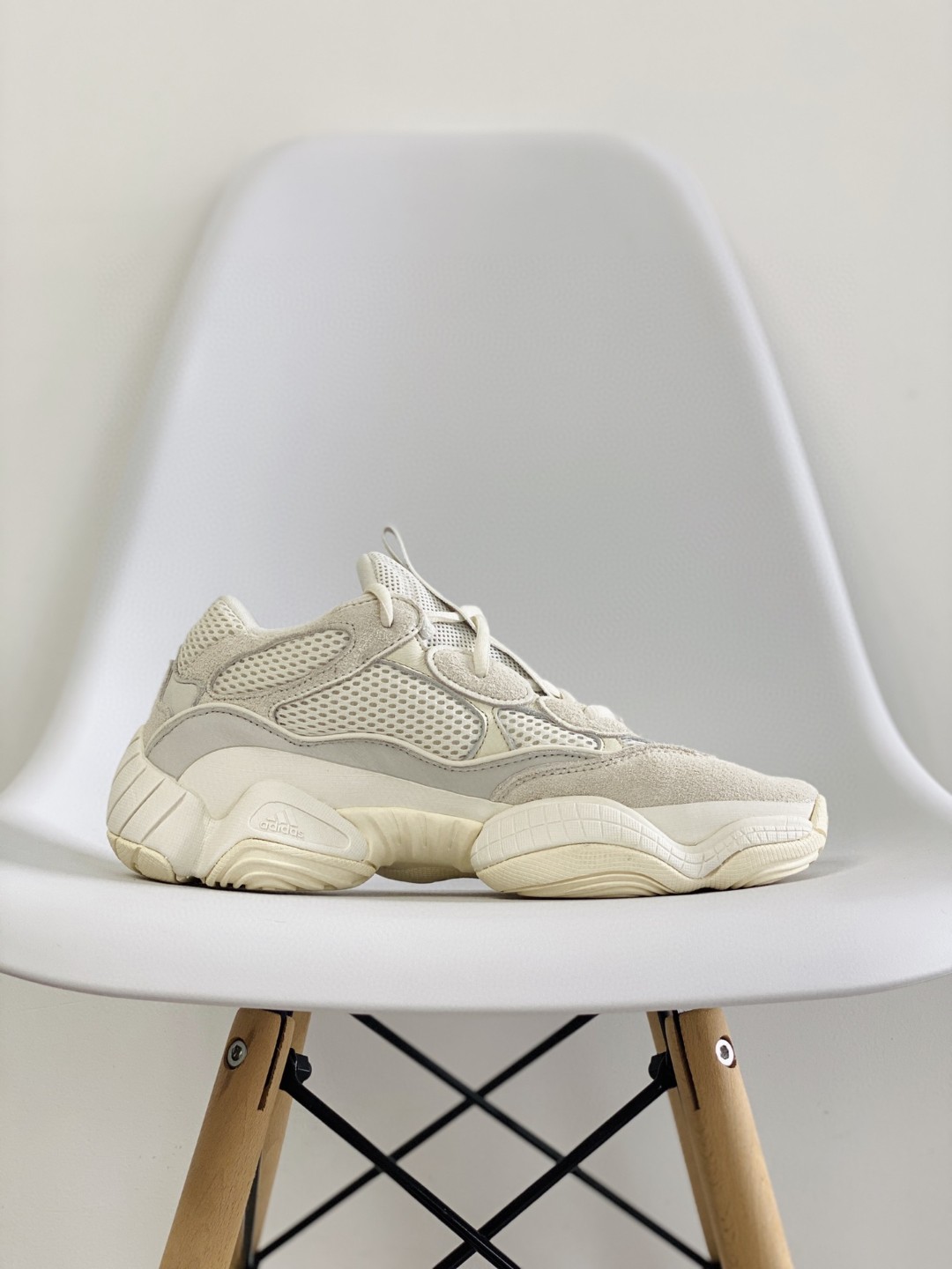 adidas originals Yeezy 500 White 骨白 低筒 休闲鞋 运动鞋 老爹鞋 男鞋 女鞋 FV3573
