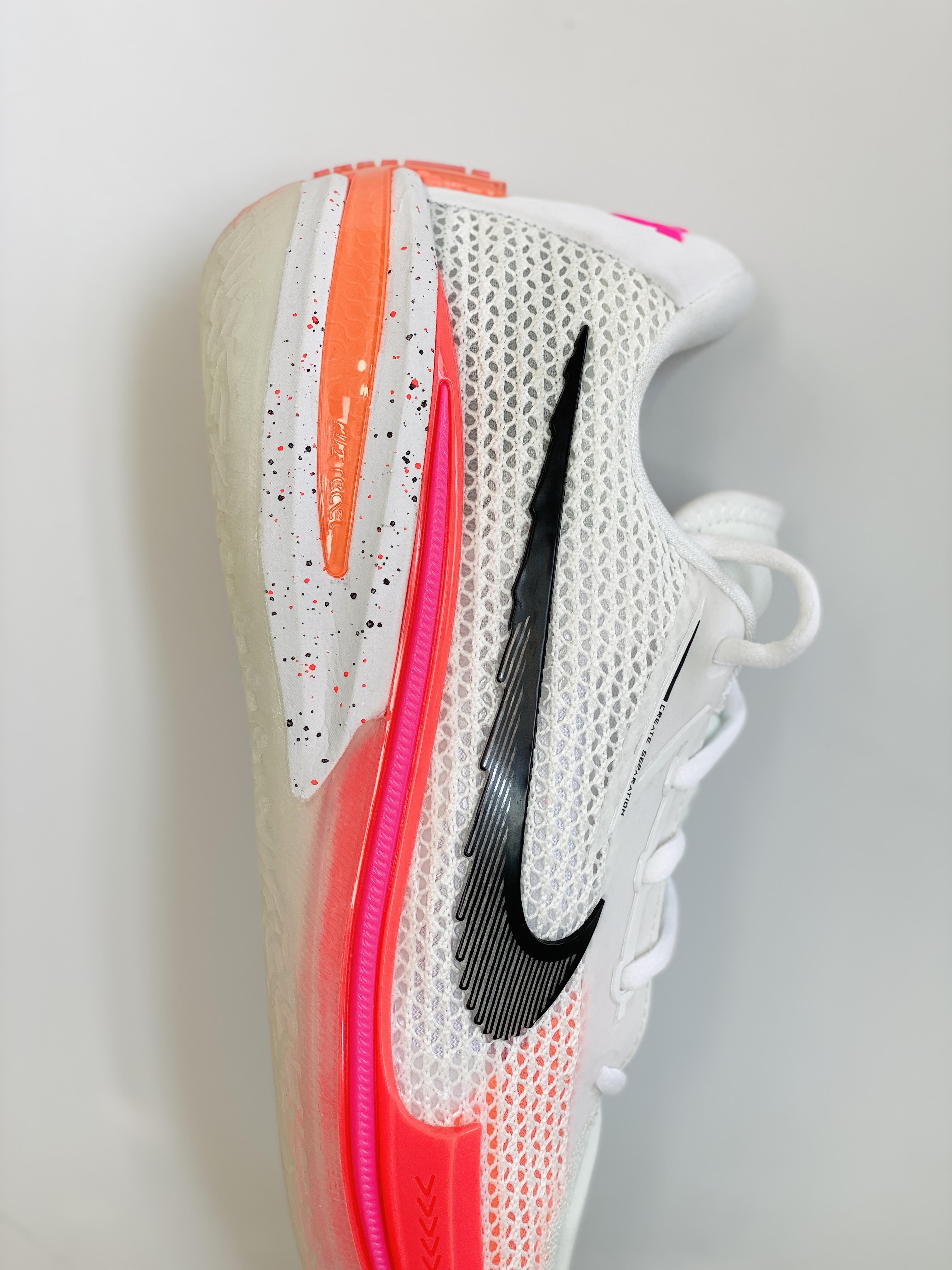 外贸 GT Cut 水蜜桃 低筒 篮球鞋 球鞋 实战鞋 全掌气垫 TPU抗扭 男鞋 CZ0176-106