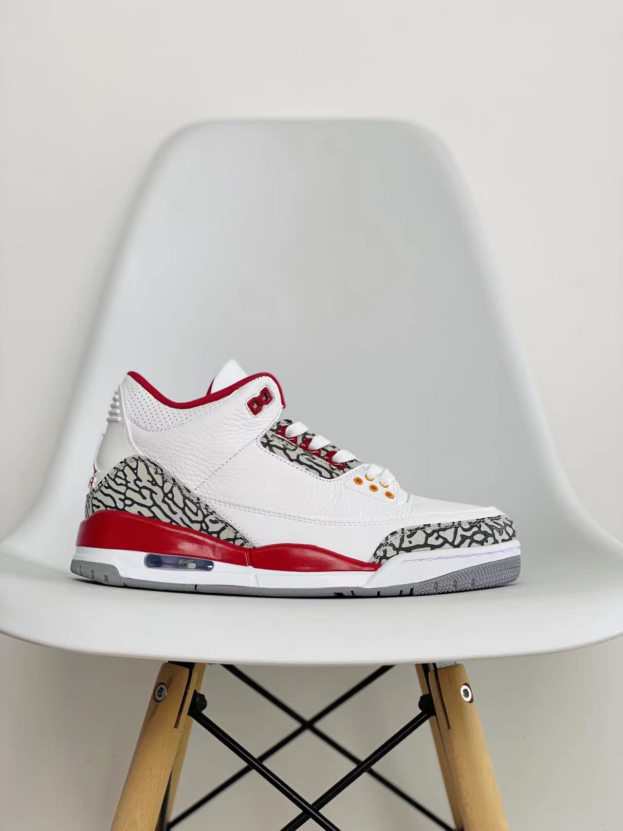 Air Jordan 3 Retro Cardinal Red 紅雀 白酒紅 AJ 3 低筒 休闲鞋 篮球鞋 板鞋 男鞋 CT8532-126