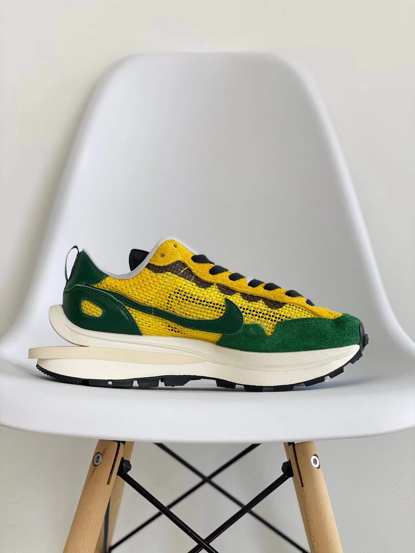 Sacai 3.0 VaporWaffle Tour Yellow 黄绿 低筒 华夫鞋 增高男女鞋 结构解构鞋 复古休闲鞋  CV1363-700