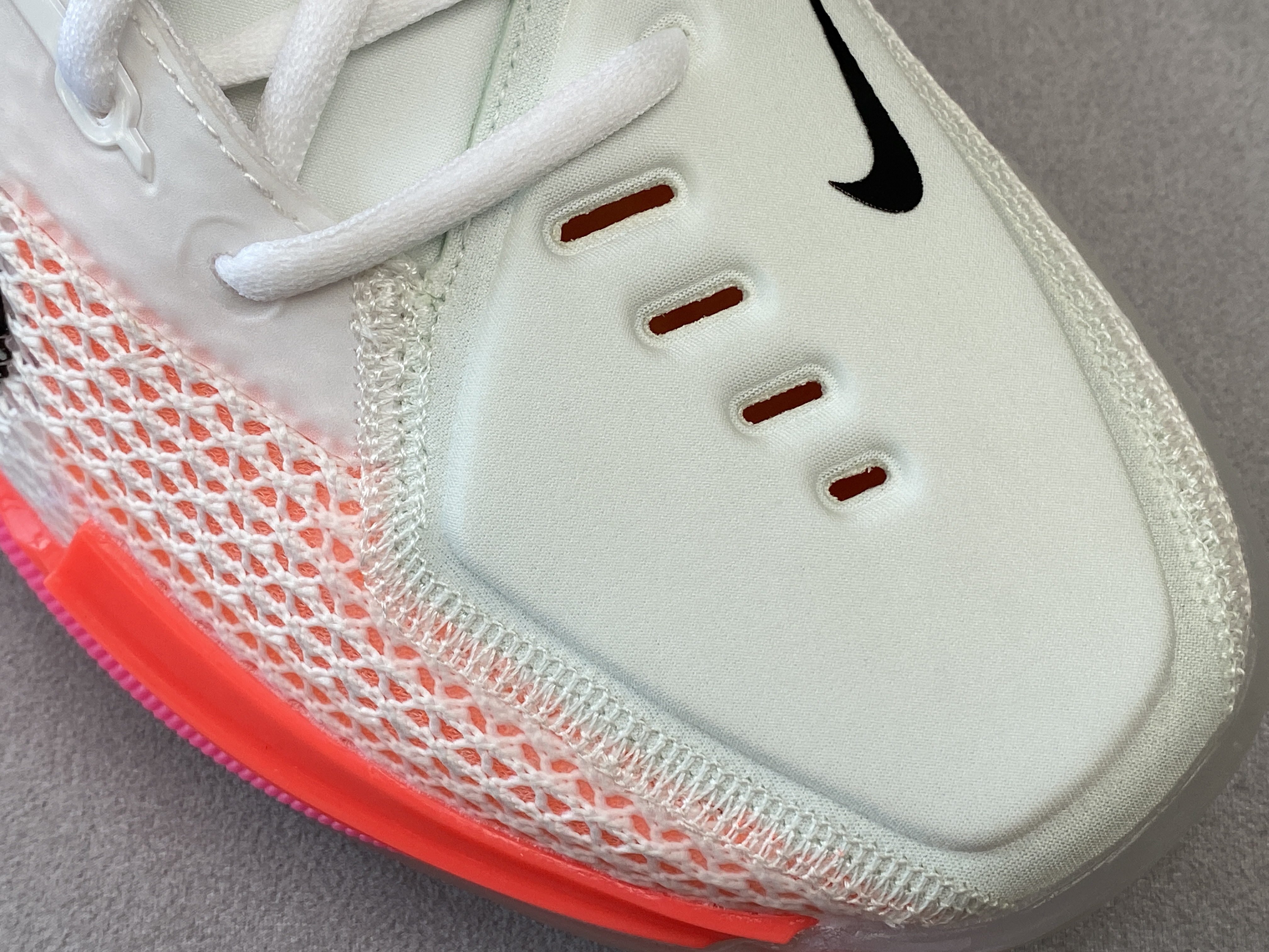 外贸 GT Cut 水蜜桃 低筒 篮球鞋 球鞋 实战鞋 全掌气垫 TPU抗扭 男鞋 CZ0176-106