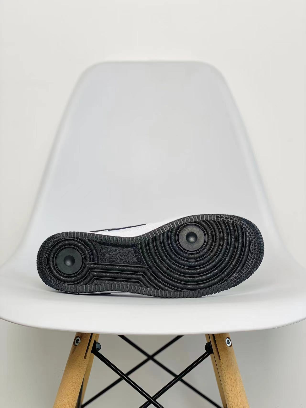 Air Force 1 Low 07 黑白熊猫 低筒 休闲鞋 板鞋 男鞋 女鞋  DH7561-102