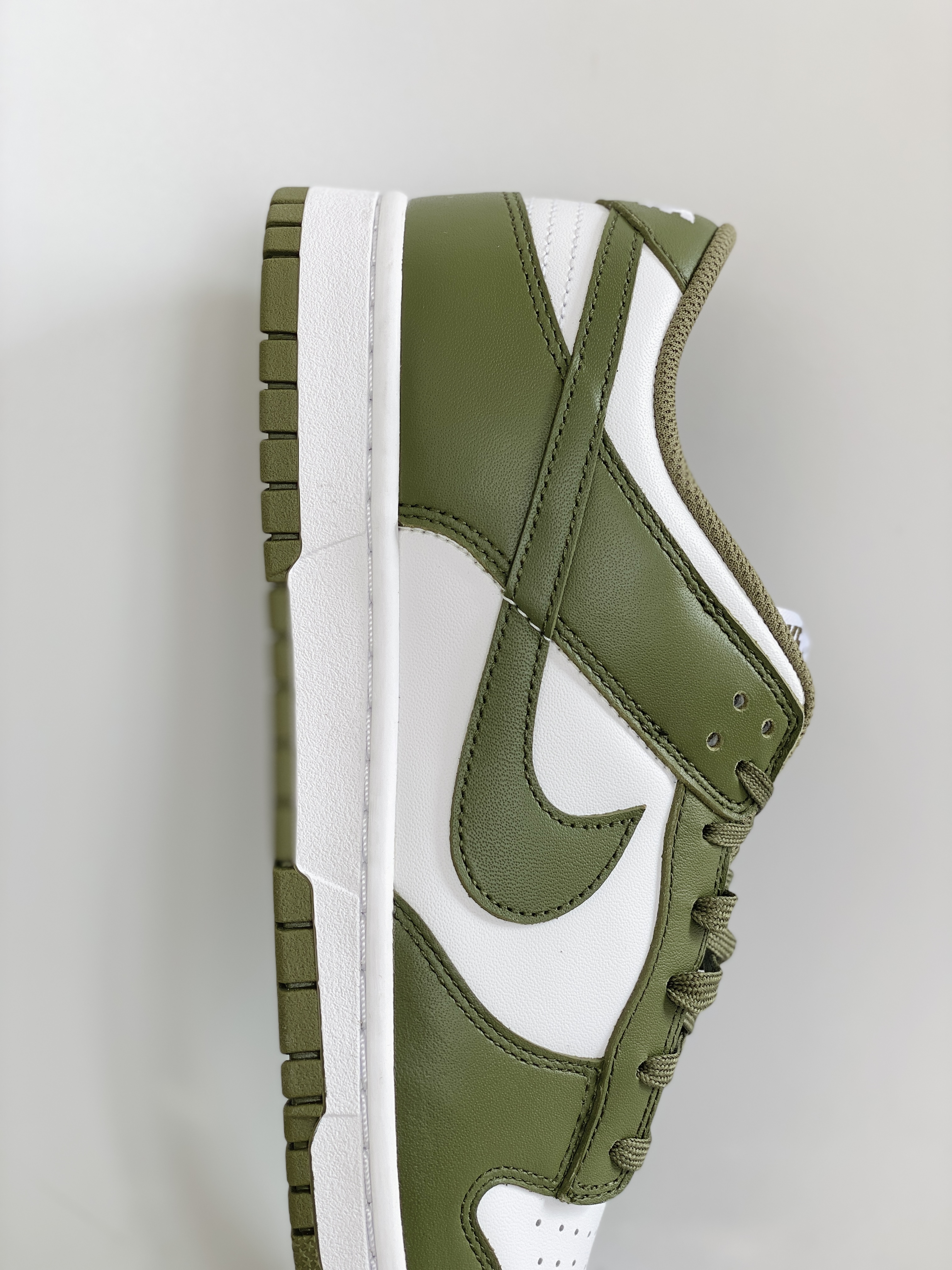 dunk Low Medium Olive 白橄欖綠 低筒 复古板鞋 休闲鞋 男鞋 女鞋 DD1503-120
