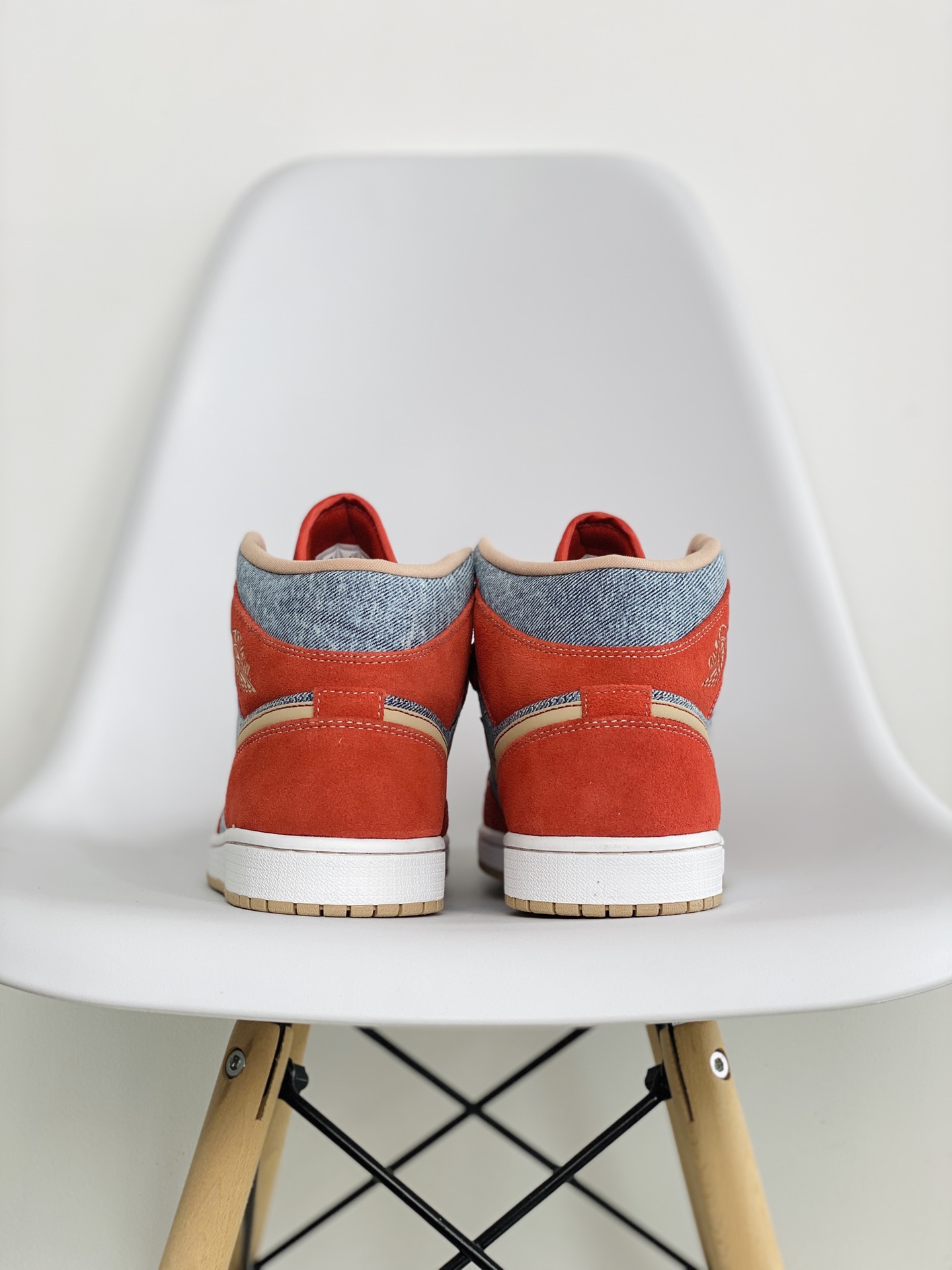 Air Jordan 1 Mid AJ1 Denim 牛仔丹寧 休闲鞋 女鞋 男鞋 情侣鞋 板鞋  DM4352-600