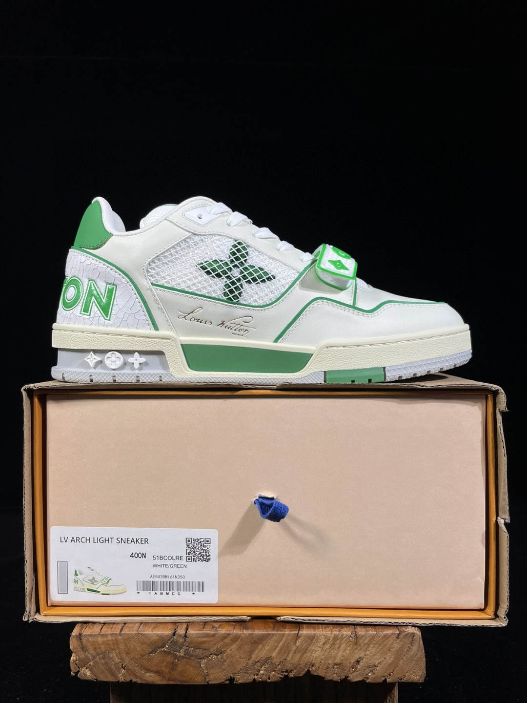 Louis Vuitton 路易威登 Trainer 魔术贴 白绿 低筒 休闲鞋 板鞋 运动鞋 男鞋 女鞋 1A98UX