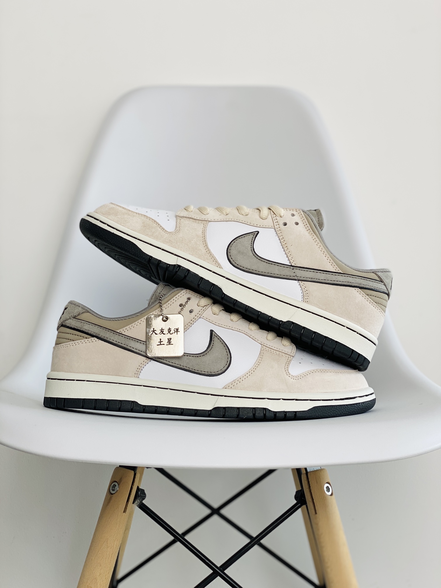 Otomo Katsuhiro Dunk Low "Steamboy OST" 大友克洋 土星 低筒 复古板鞋 休闲鞋 男鞋 女鞋  LF0039-008
