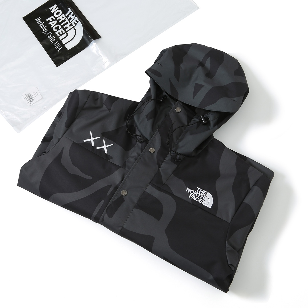 現貨 Kaws THE NORTH FACE   TNF1986  黑色 冲锋衣 夹克  北面 北脸  外套 长袖 保暖 男女同款  