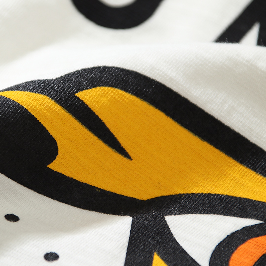 HUMAN MADE FW21 白色 黑色 凶猛虎头 鸭子爱心 卡通印花 圆领短袖T恤 男女同款 HM21TE009