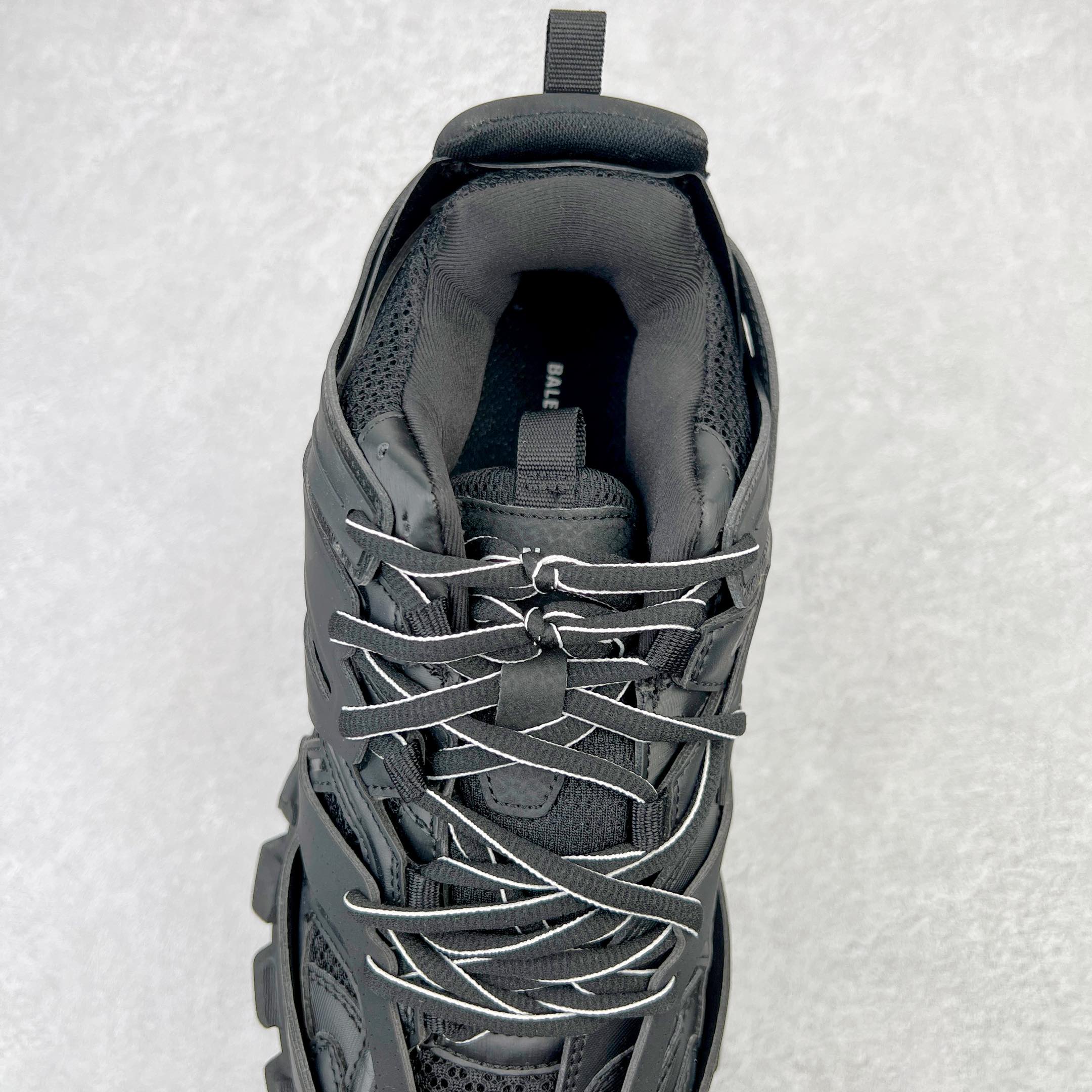 Balenciaga Track 巴黎世家 黑武士 老爹鞋 运动 复古板鞋 休闲鞋 男鞋 女鞋 542023W1GB11000