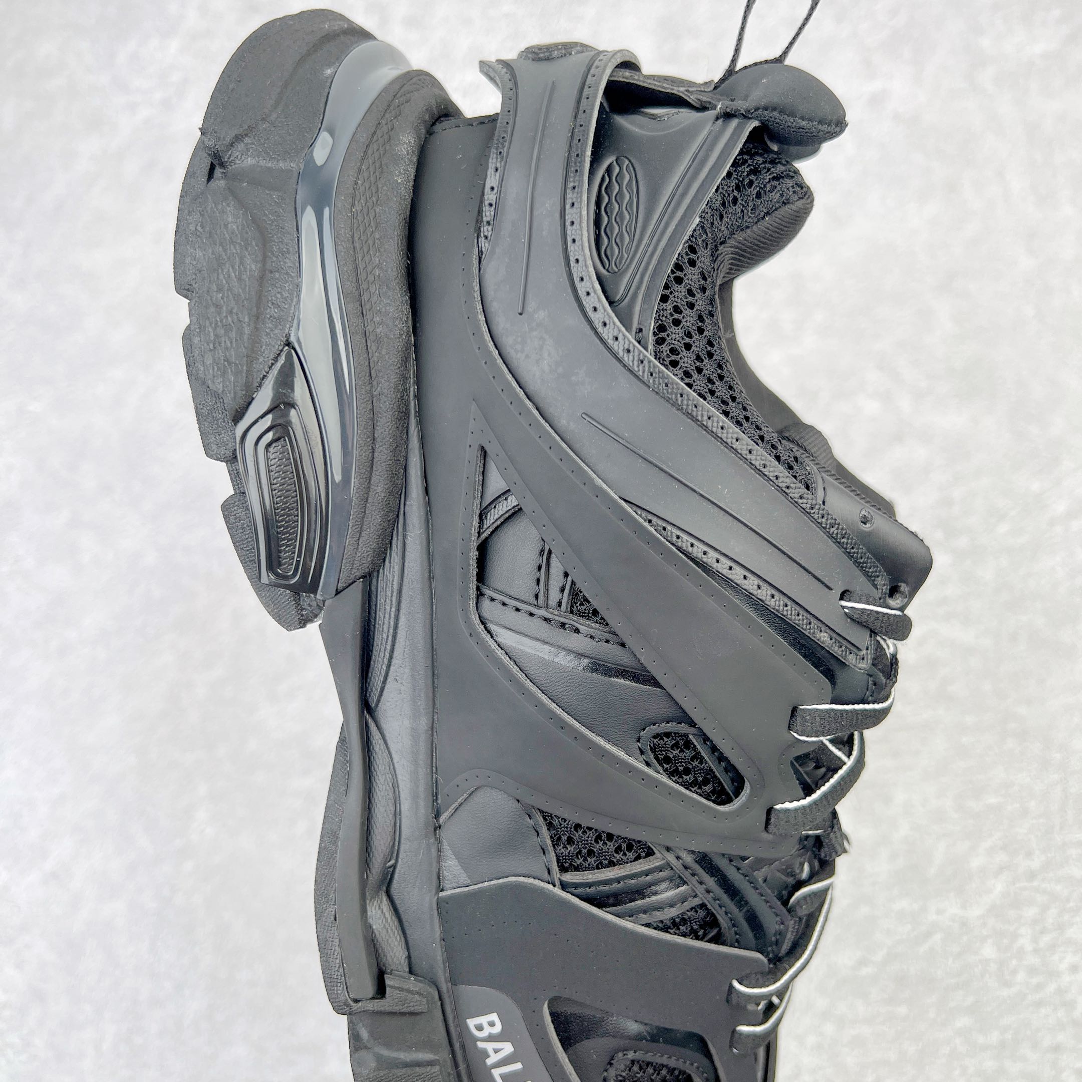 Balenciaga Track 巴黎世家 黑武士 老爹鞋 运动 复古板鞋 休闲鞋 男鞋 女鞋 542023W1GB11000