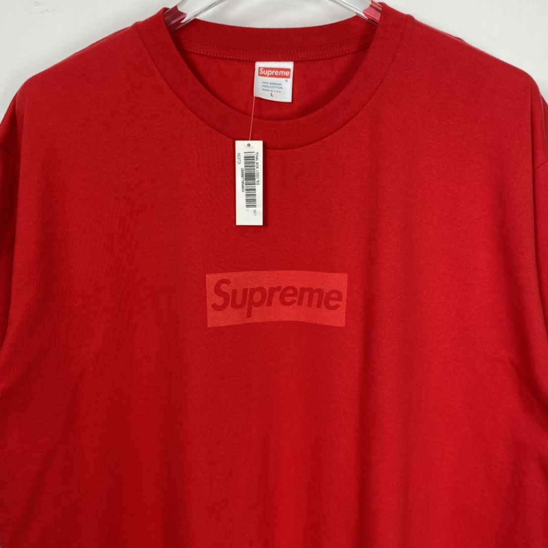 同色 SUPREME 23SS Tee 字母logo 红色 短袖 T 恤 男女同款  