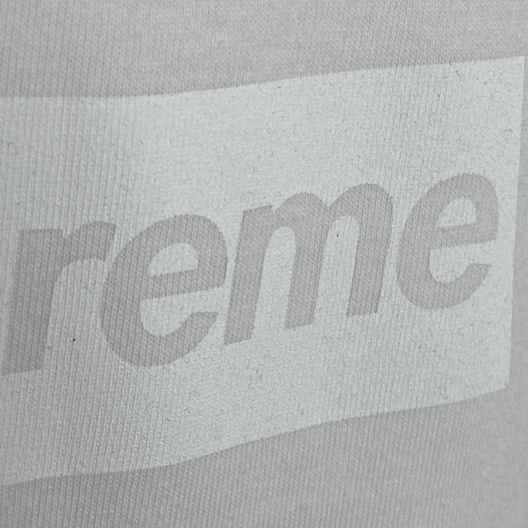 同色 SUPREME 23SS Tee 字母logo 白色 短袖 T 恤 男女同款  
