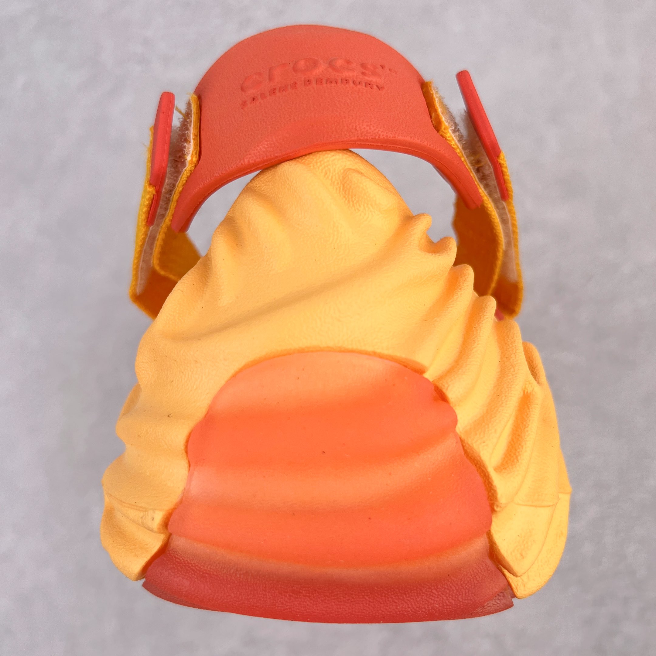  Salehe Bembury Crocs Pollex Clog Cucumber 黃色  卡骆驰指纹式 脊骨系列 夏日沙滩室内外穿搭休闲涉水洞洞鞋凉拖鞋  男女同款  