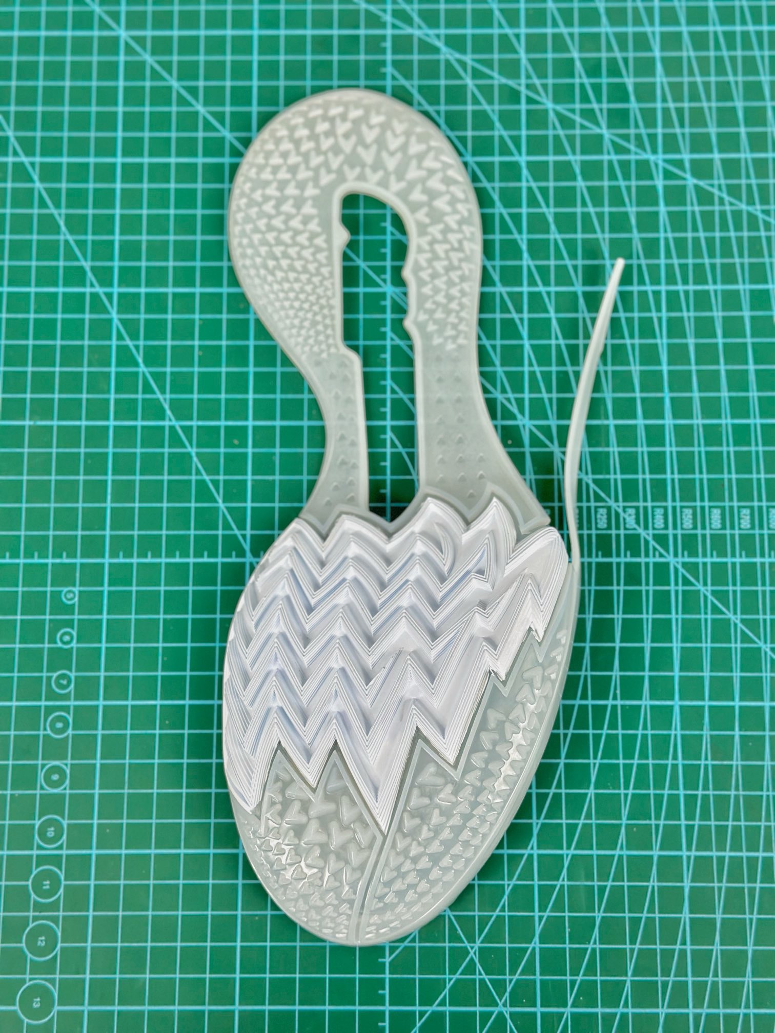 滅世 GT Cut 2.0  低筒   全掌 气垫 防滑耐磨 籃球鞋 實戰鞋 球鞋 波鞋 男鞋 水蜜桃 粉色 DJ6013-602