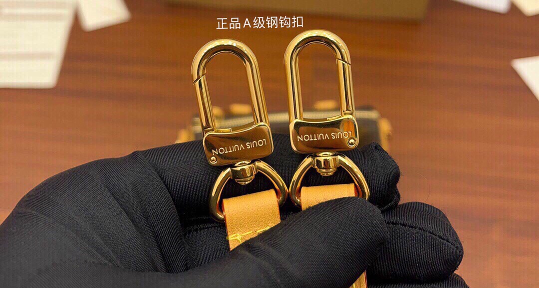 LOUIS VUITTON Speedy Nano 经典  老花 可拆卸调节肩带 拉链   斜挎包  女款 迷你 棕色 M81085