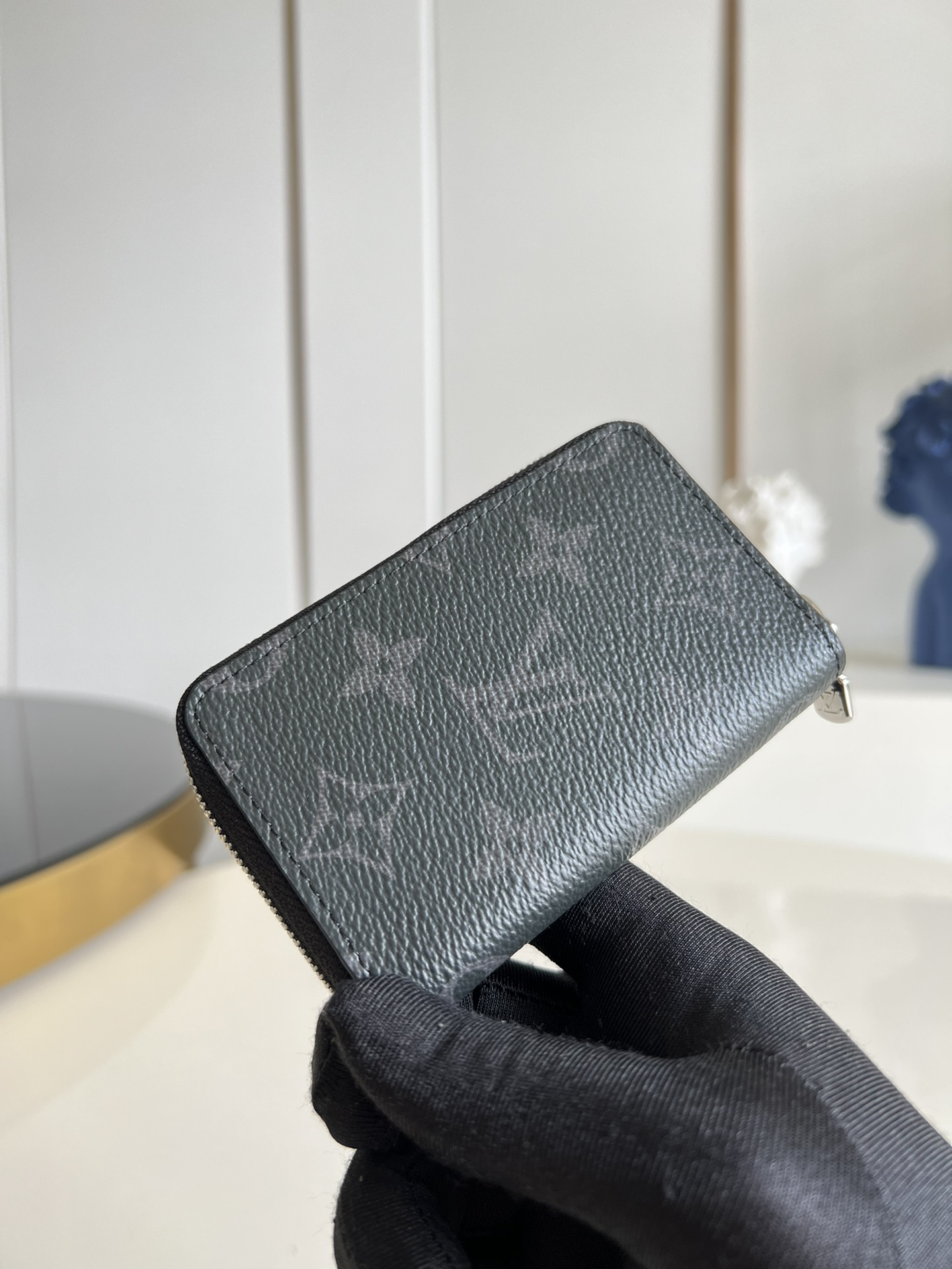  LOUIS VUITTON 路易威登  零钱包 小牛皮经典老花压纹口袋 钱夹 钱包 男女同款 黑色 M81662