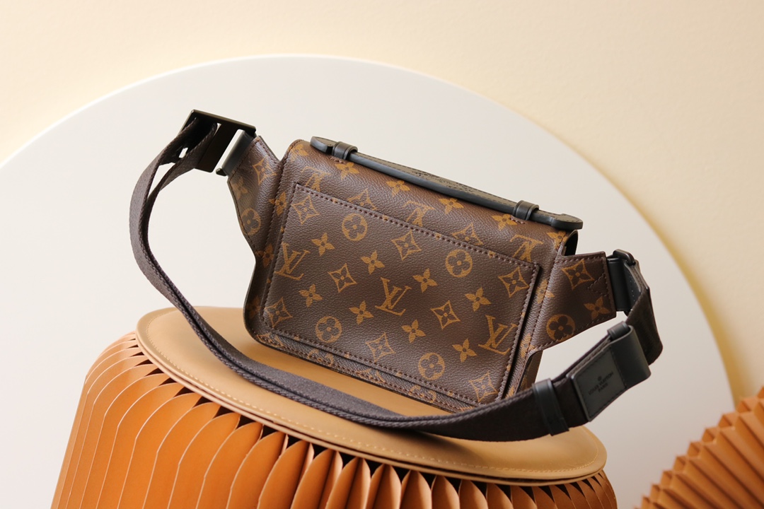 LOUIS VUITTON 路易威登  S Lock Sling    经典老花S型磁吸锁扣 斜挎包 单肩包 手提包 腰包   棕色 M45807