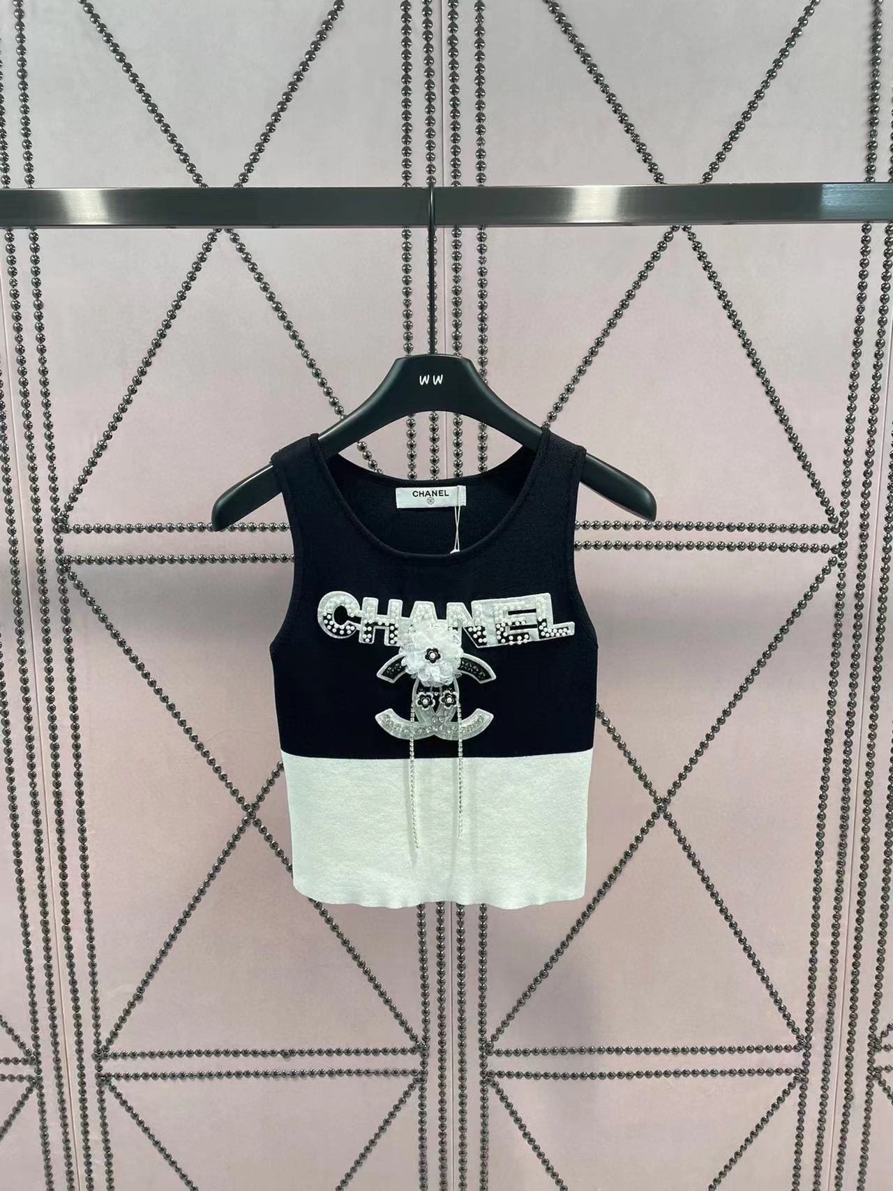 CHANE1 立体ダブルCフラワーニットベスト【 50％割引+送料無料】