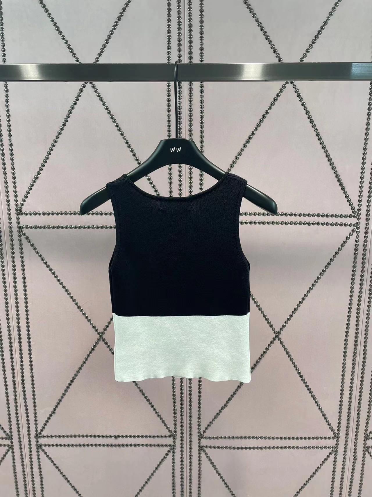 CHANE1 立体ダブルCフラワーニットベスト【 50％割引+送料無料】