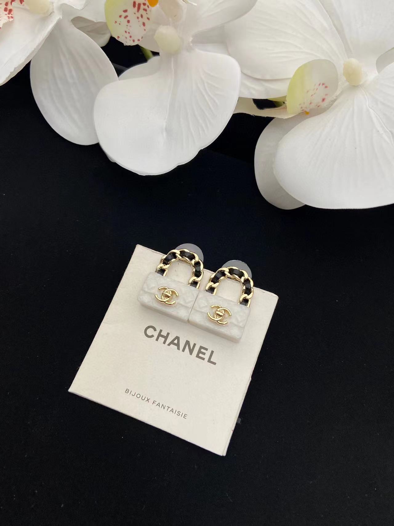 CHANE1 コンビネーション スリーピース イヤリング ネックレス【50％割引+送料無料】