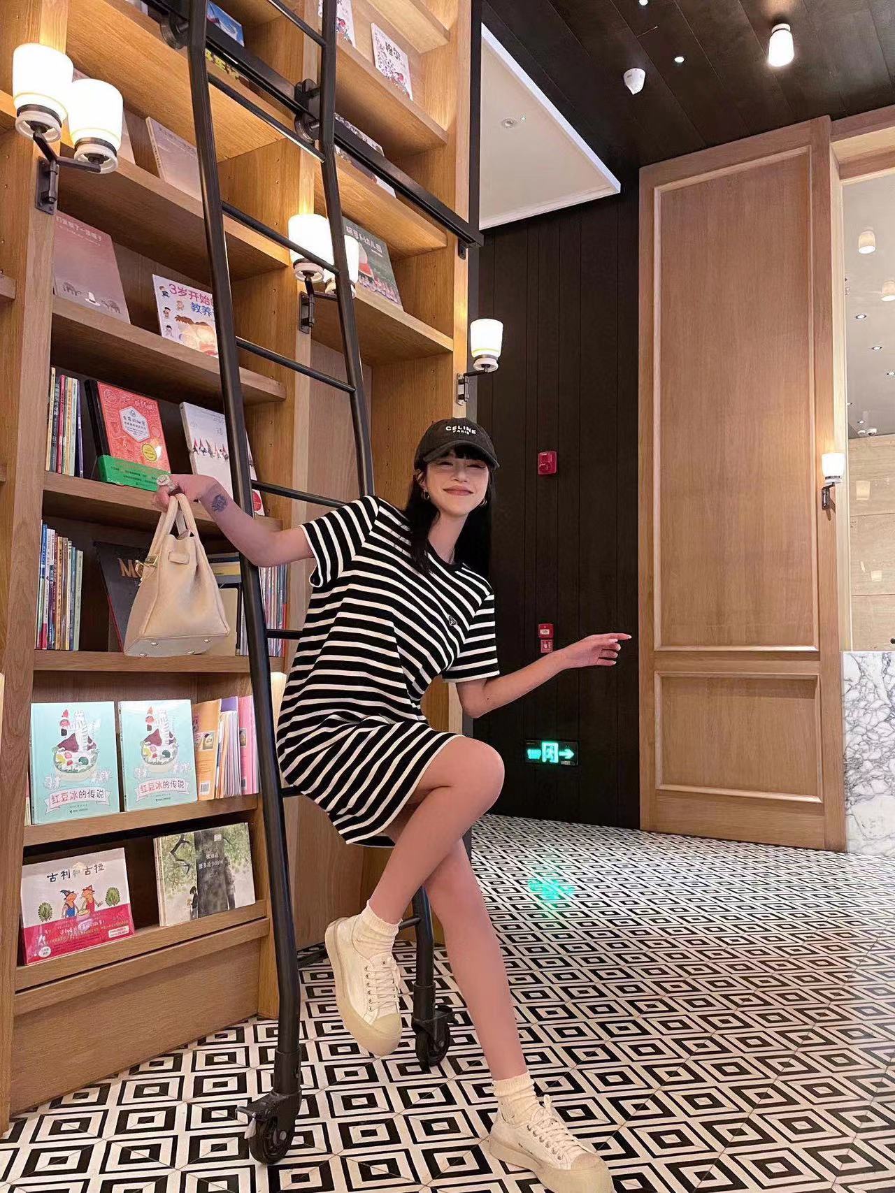 PR4DA ストライプ トライアングル ロゴ ワンピース【50％割引+送料無料】