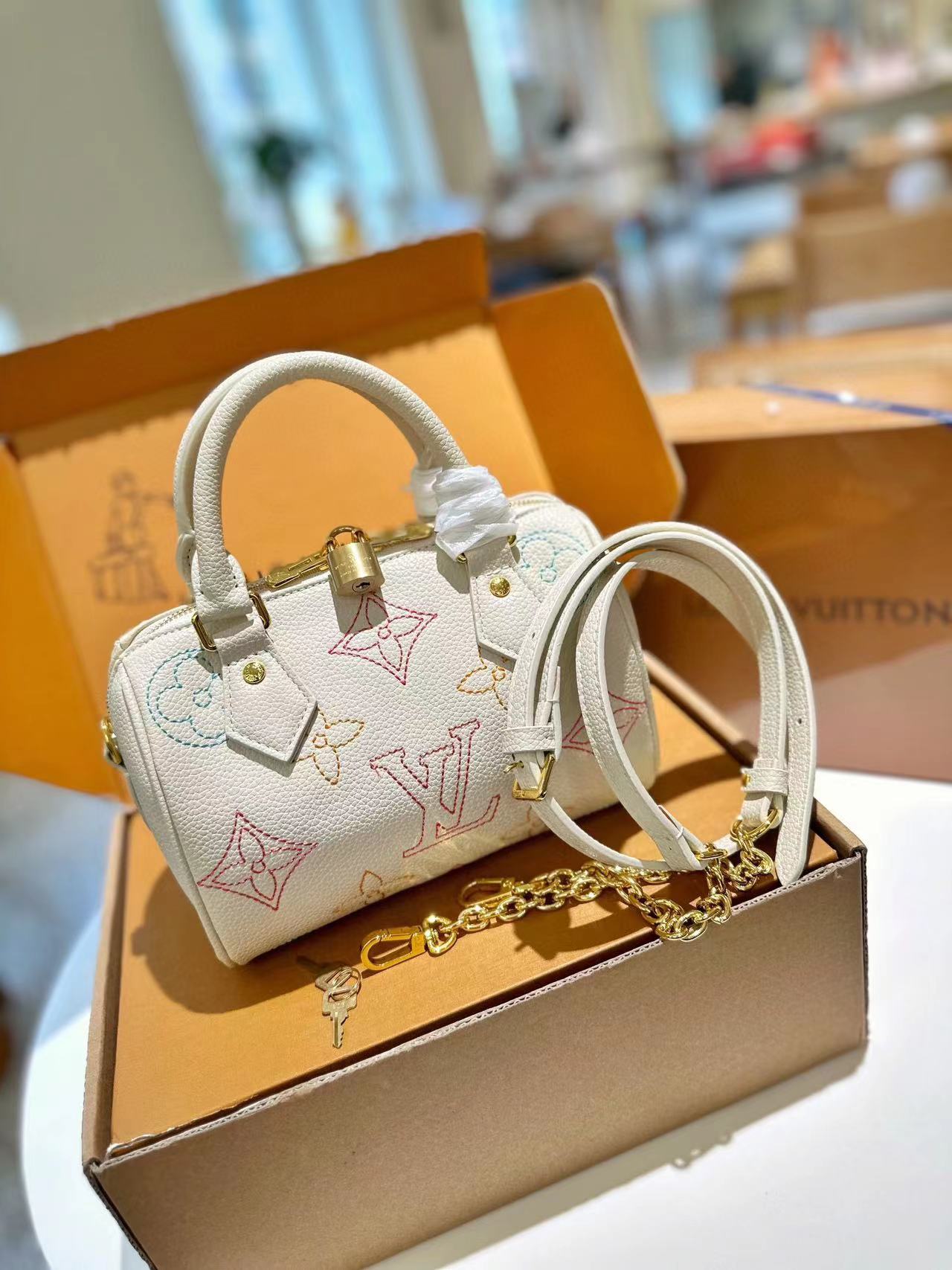 LV Academy speedy 高品質のハンドバッグ【 50％割引+送料無料】