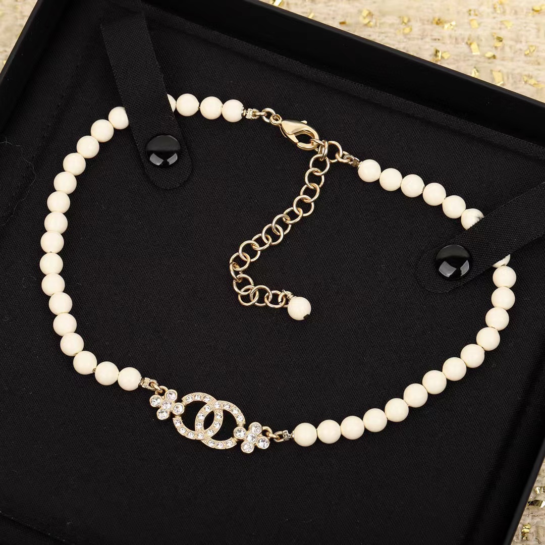 CHANE1 小花パール＆ダイヤモンドネックレス【 50％割引+送料無料】