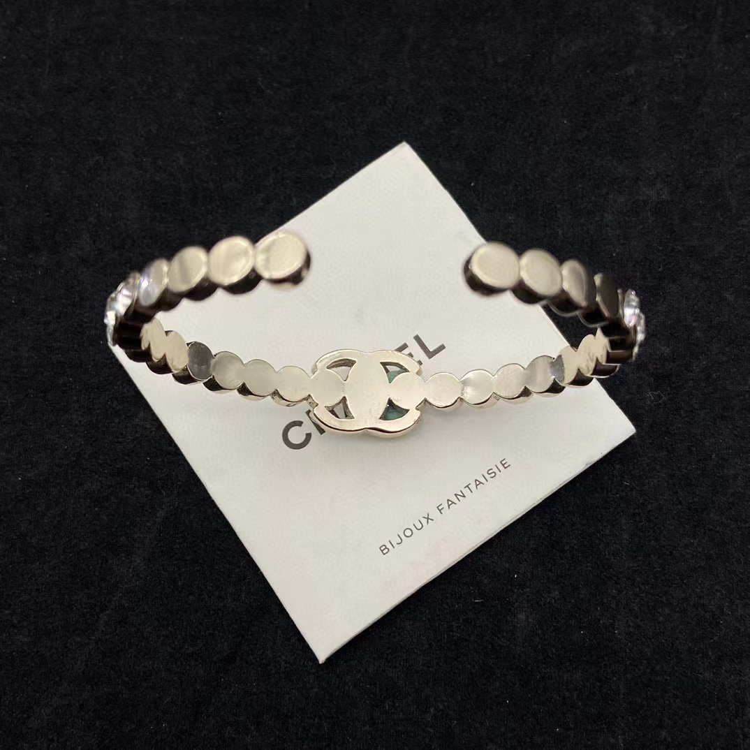 CHANE1 ダブルC ダイヤモンド ブレスレット【 50％割引+送料無料】