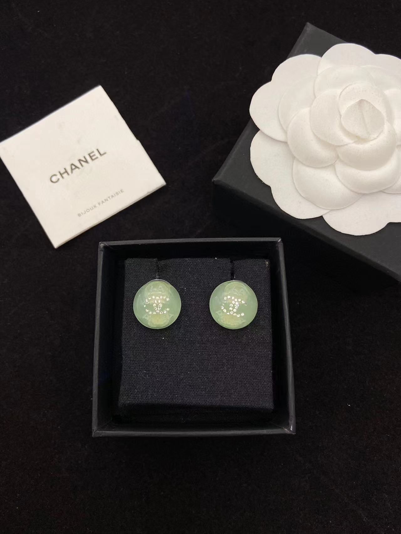 CHANE1 ガラス スタッド ピアス【 50％割引+送料無料】