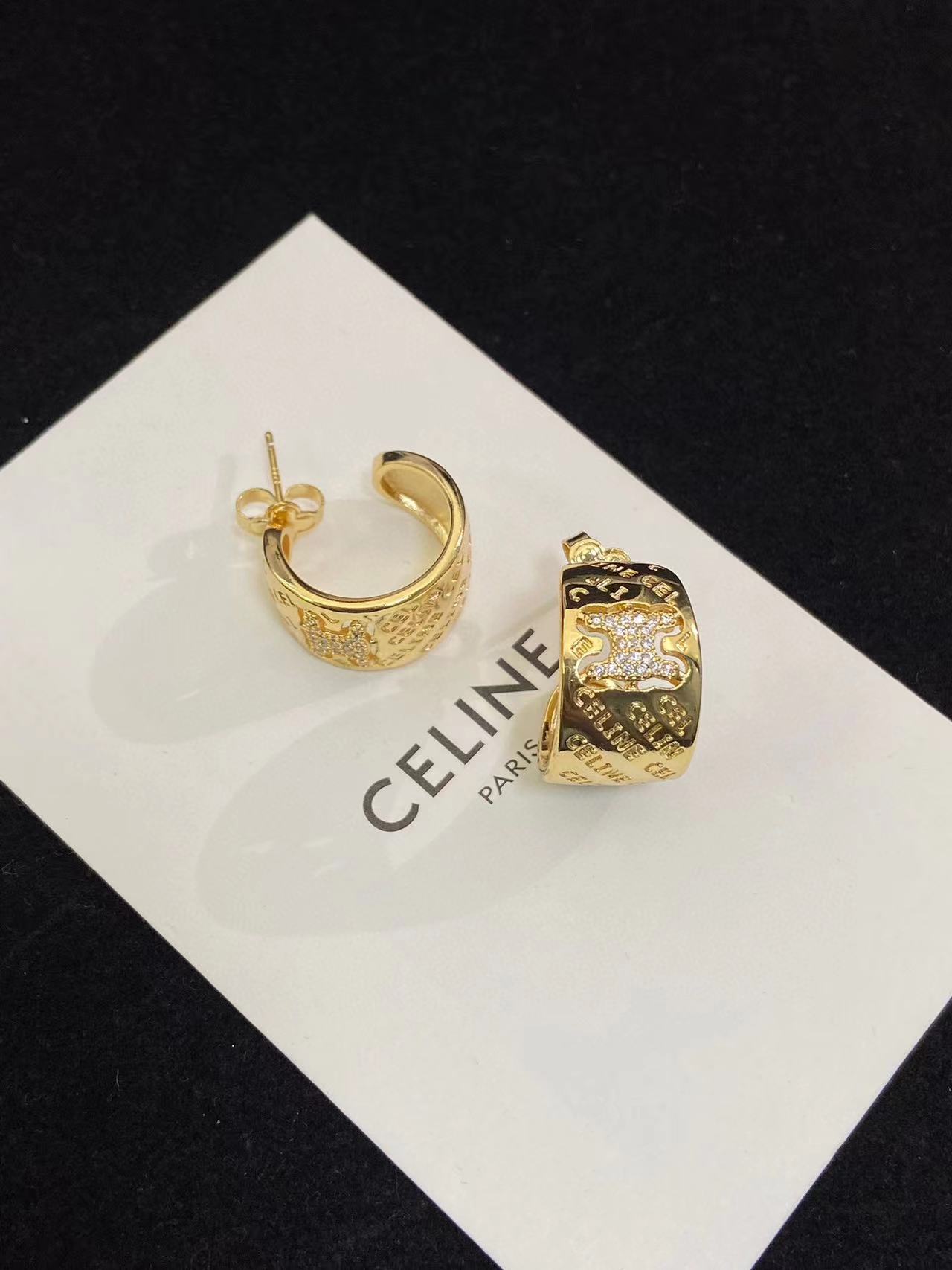 CEL1NE 凱旋門ロゴスタッドピアス【50％割引+送料無料】