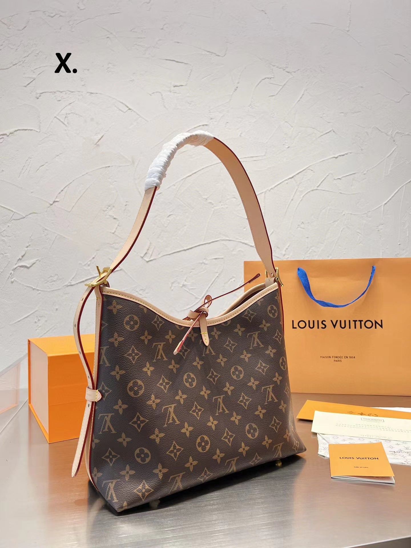 ⭐【LV】Carry all 脇の下バッグ【50％割引+送料無料】