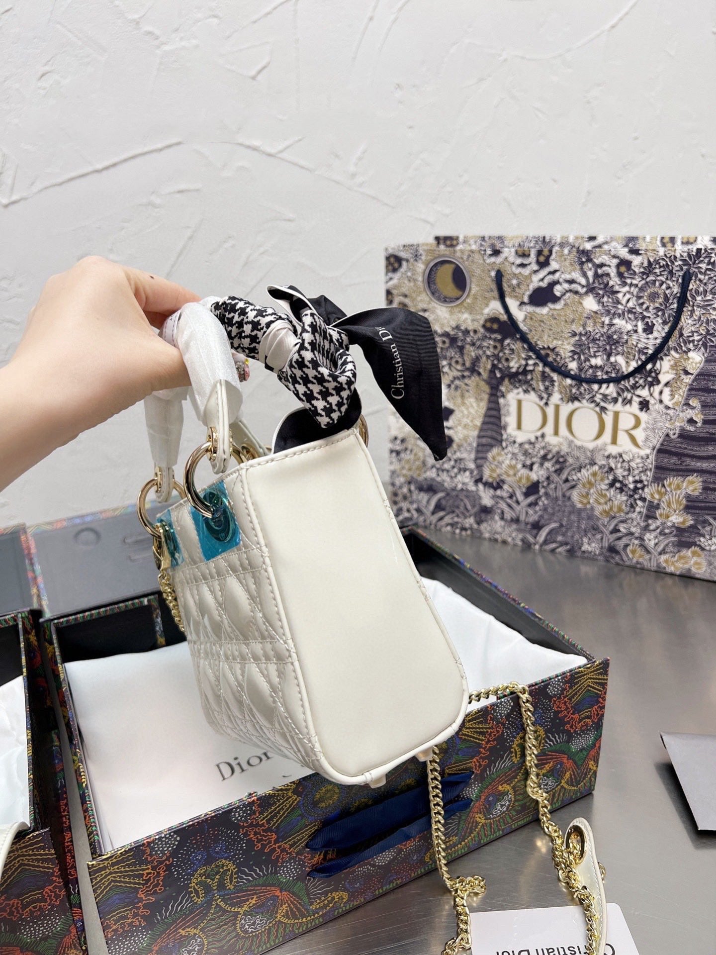 D1OR Lady 2色ショルダーバッグ【 50％割引+送料無料】