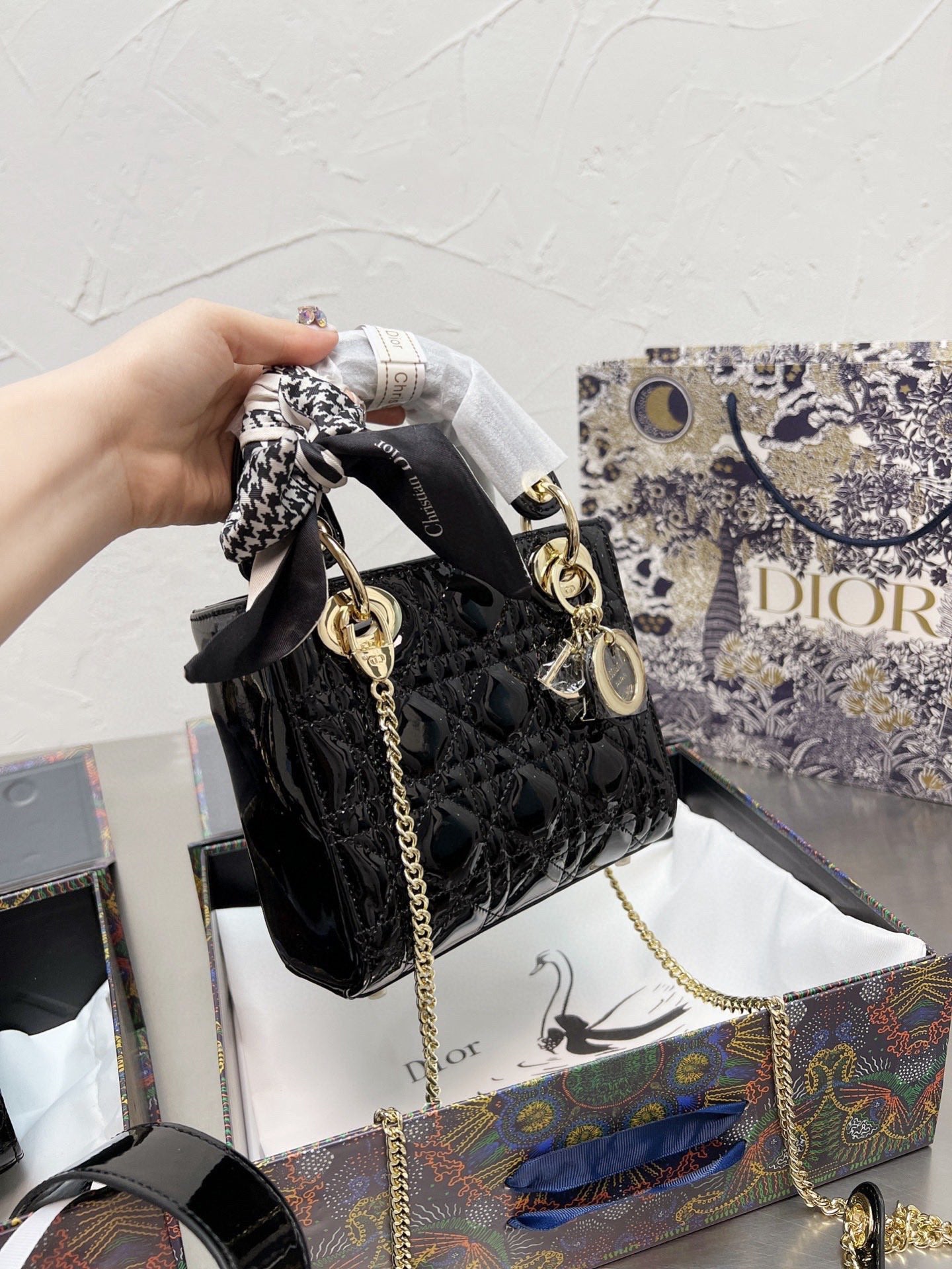 D1OR Lady 2色ショルダーバッグ【 50％割引+送料無料】