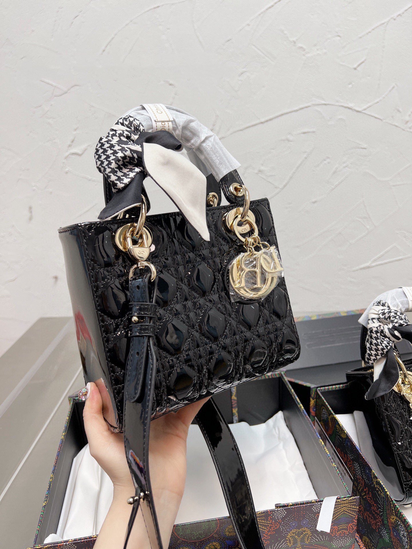 D1OR Lady 2色ショルダーバッグ【 50％割引+送料無料】