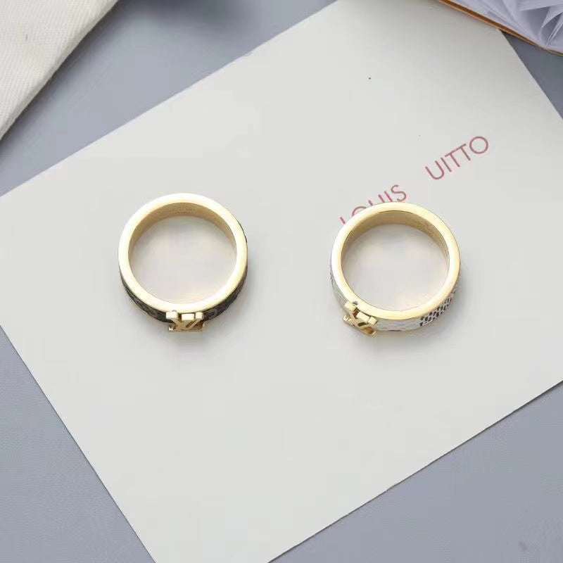 🌟LV カップルの男性と女性の指輪【50％割引+送料無】