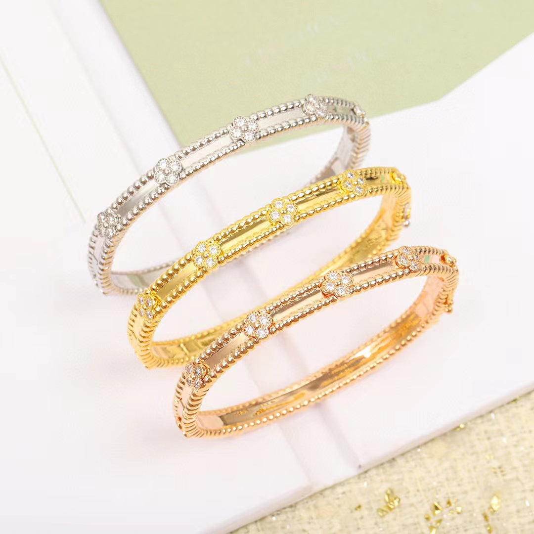 Van c1eef &Arpels カレイドスコープ ブレスレット【50％割引+送料無料】