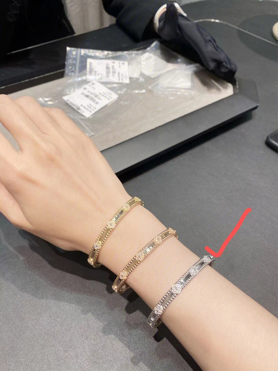 Van c1eef &Arpels カレイドスコープ ブレスレット【50％割引+送料無料】