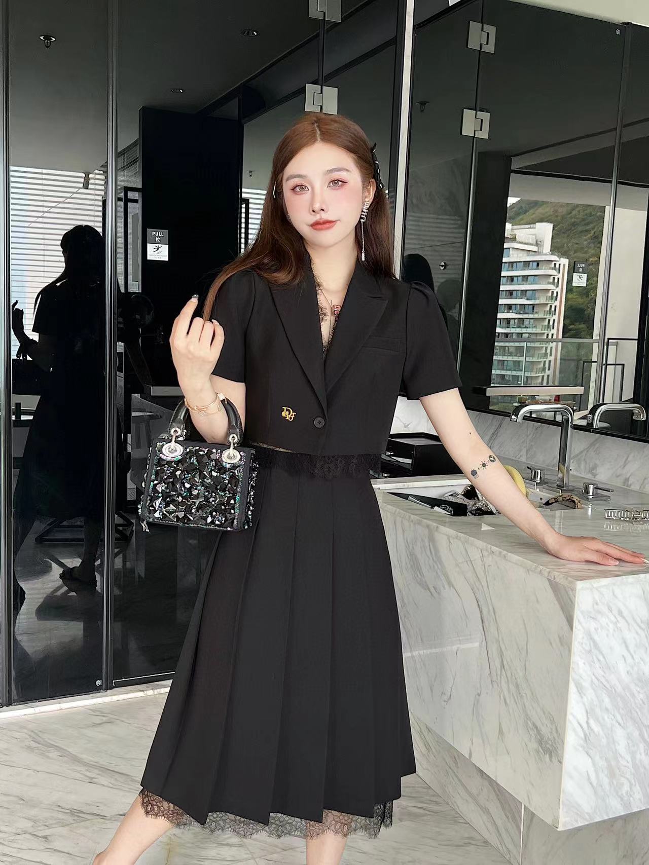 【D1OR 】春夏新作スペルレーススーツショートジャケット+スカート【50％割引+送料無料】