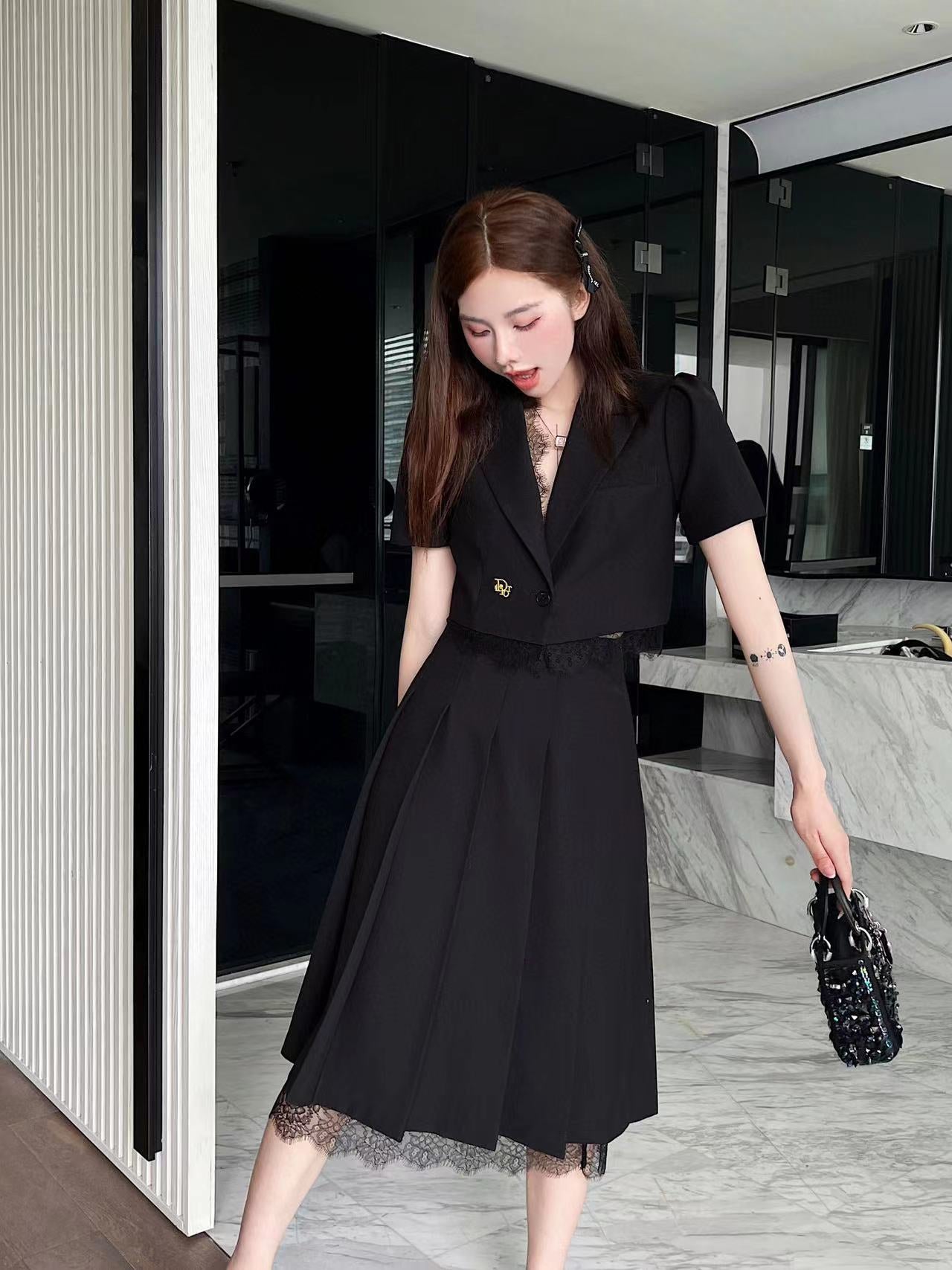 【D1OR 】春夏新作スペルレーススーツショートジャケット+スカート【50％割引+送料無料】