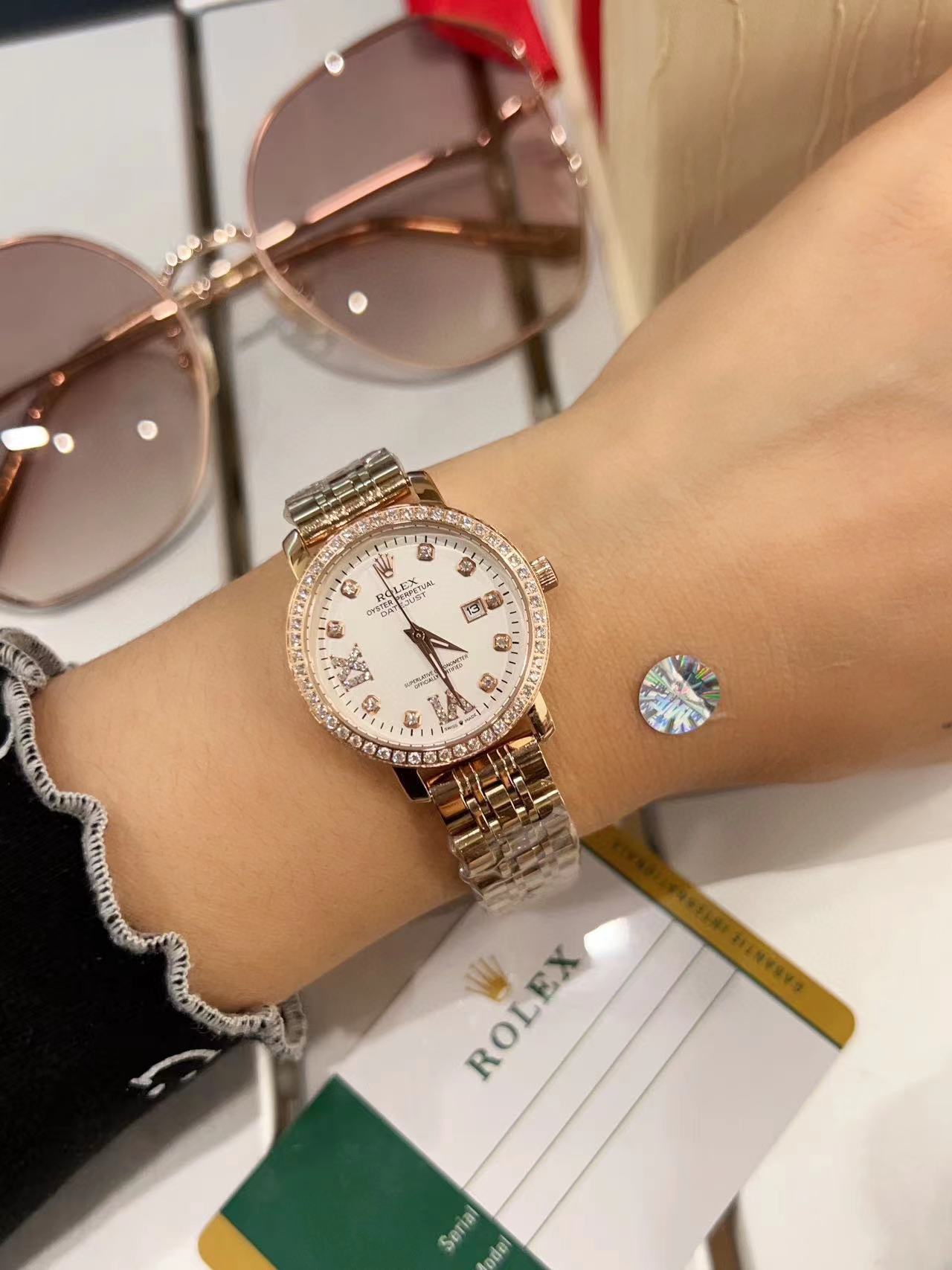 ⭐RO1EX スチール バンド ダイヤモンド レディース ウォッチ【50％割引+送料無料】