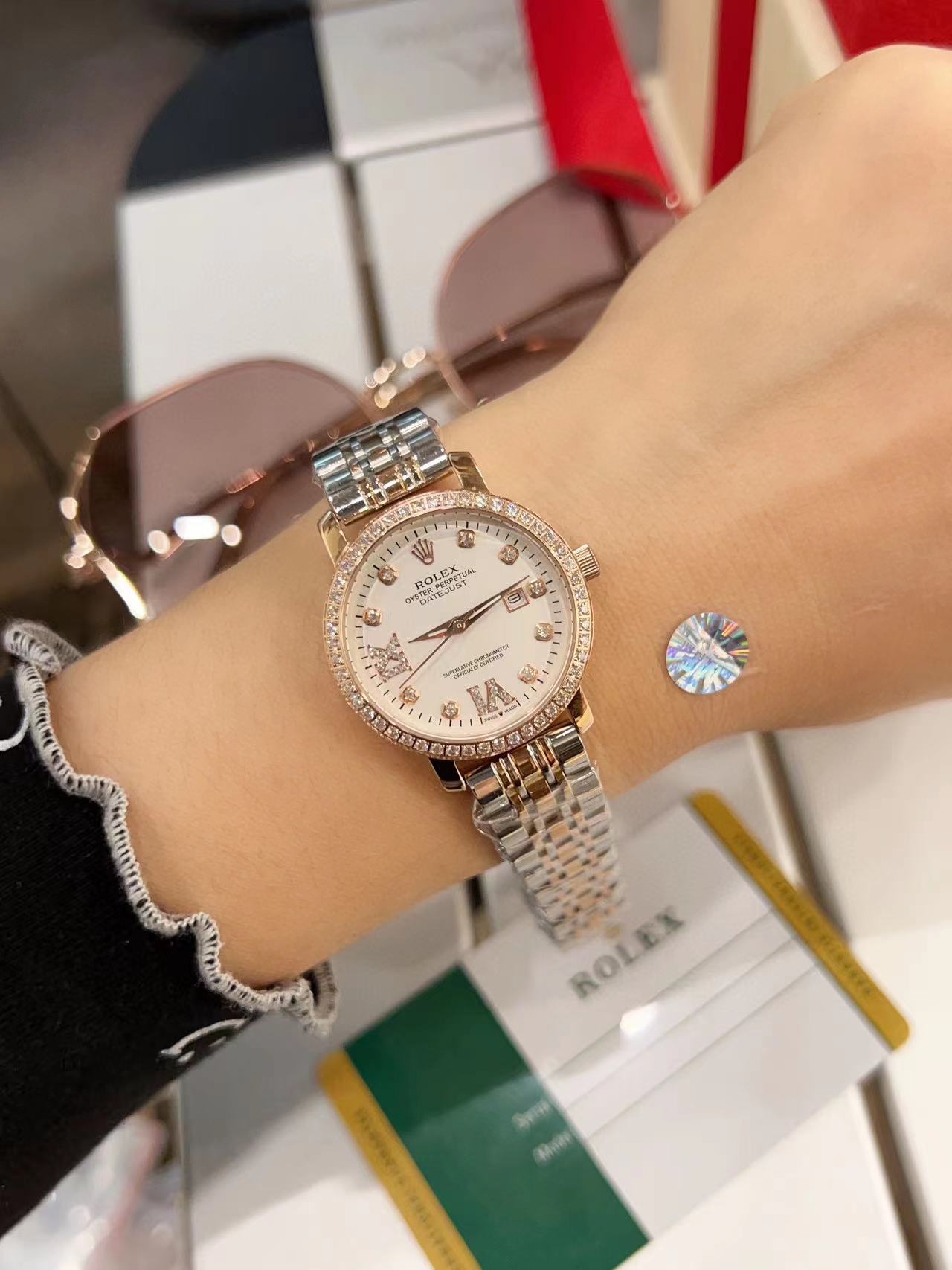 ⭐RO1EX スチール バンド ダイヤモンド レディース ウォッチ【50％割引+送料無料】