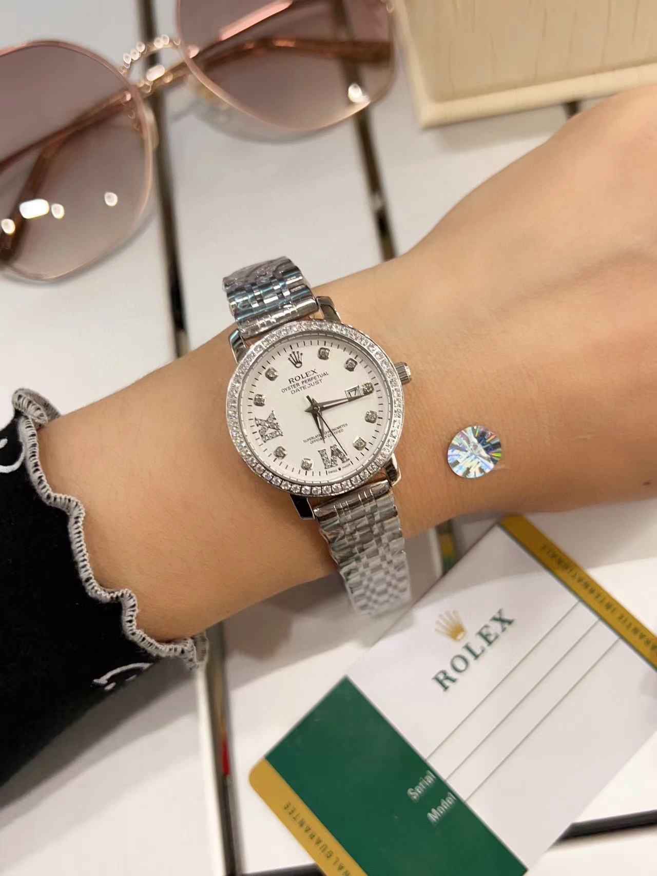 ⭐RO1EX スチール バンド ダイヤモンド レディース ウォッチ【50％割引+送料無料】