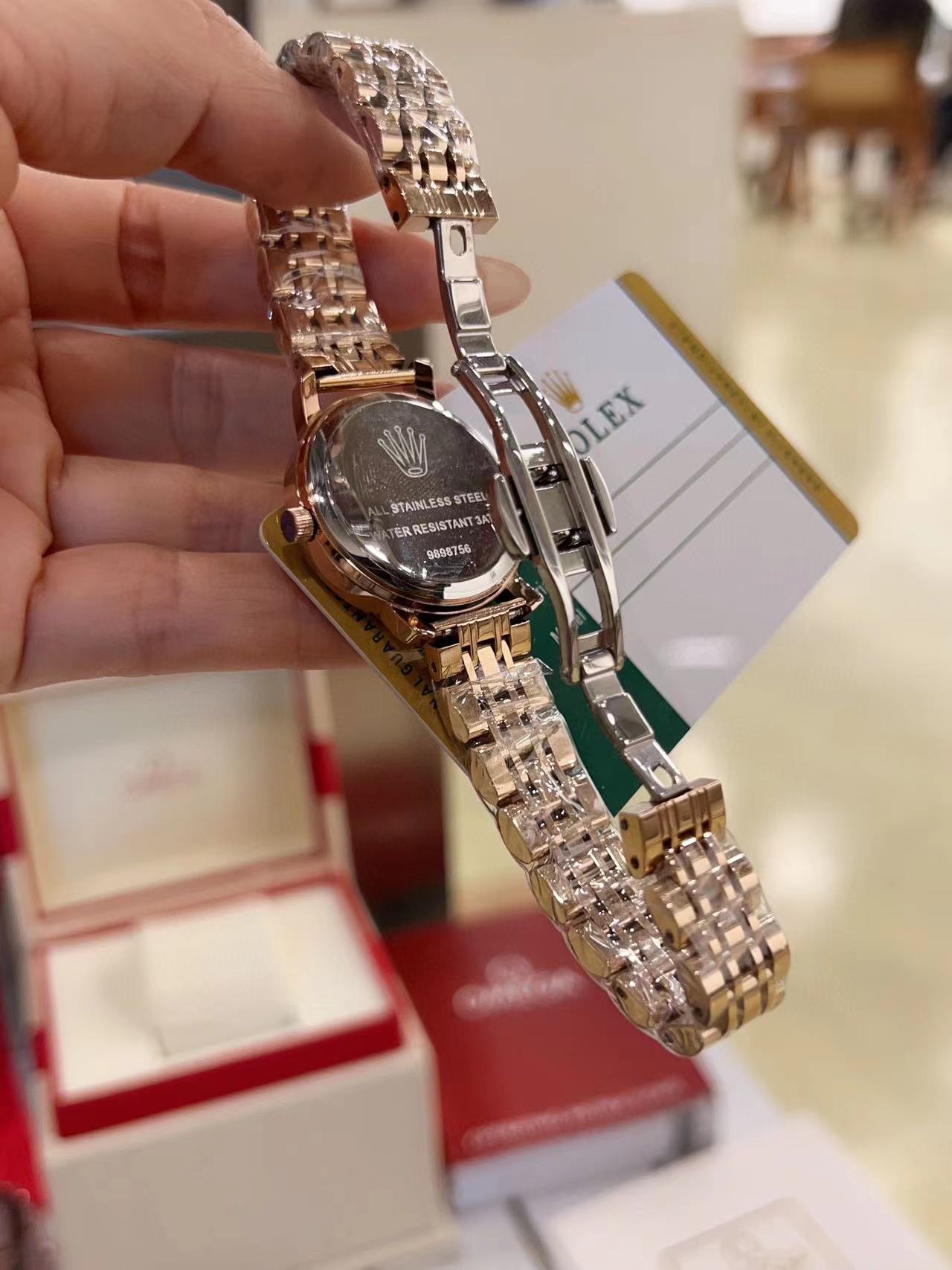 ⭐RO1EX スチール バンド ダイヤモンド レディース ウォッチ【50％割引+送料無料】