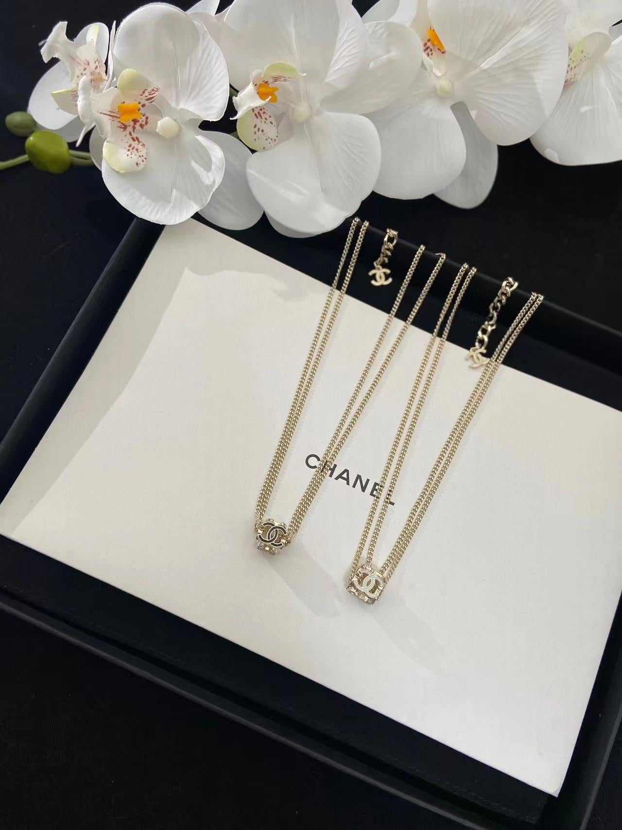 CHANE1 ダイス 白黒 ネックレス【50％割引+送料無】