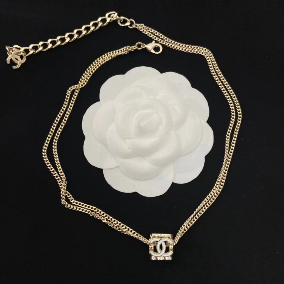 CHANE1 ダイス 白黒 ネックレス【50％割引+送料無】