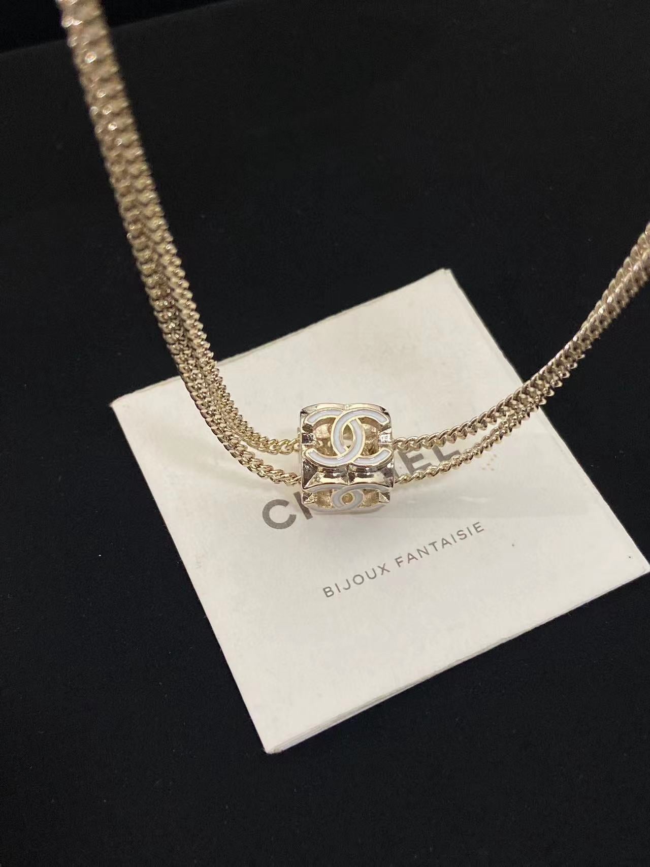 CHANE1 ダイス 白黒 ネックレス【50％割引+送料無】