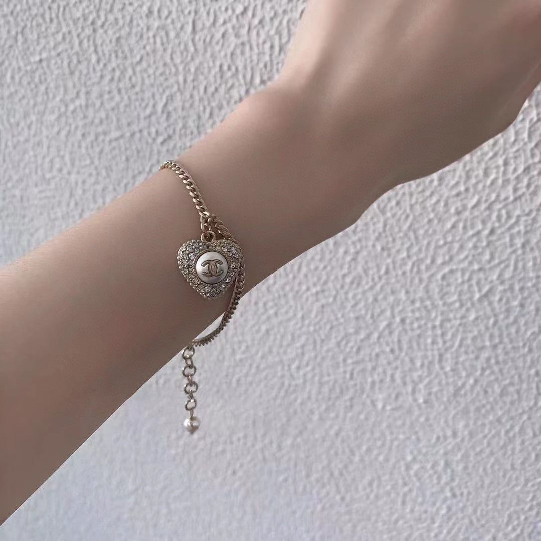 CHANE1 ピーチハート ダイヤモンド ダブルC ブレスレット【50％割引+送料無料】