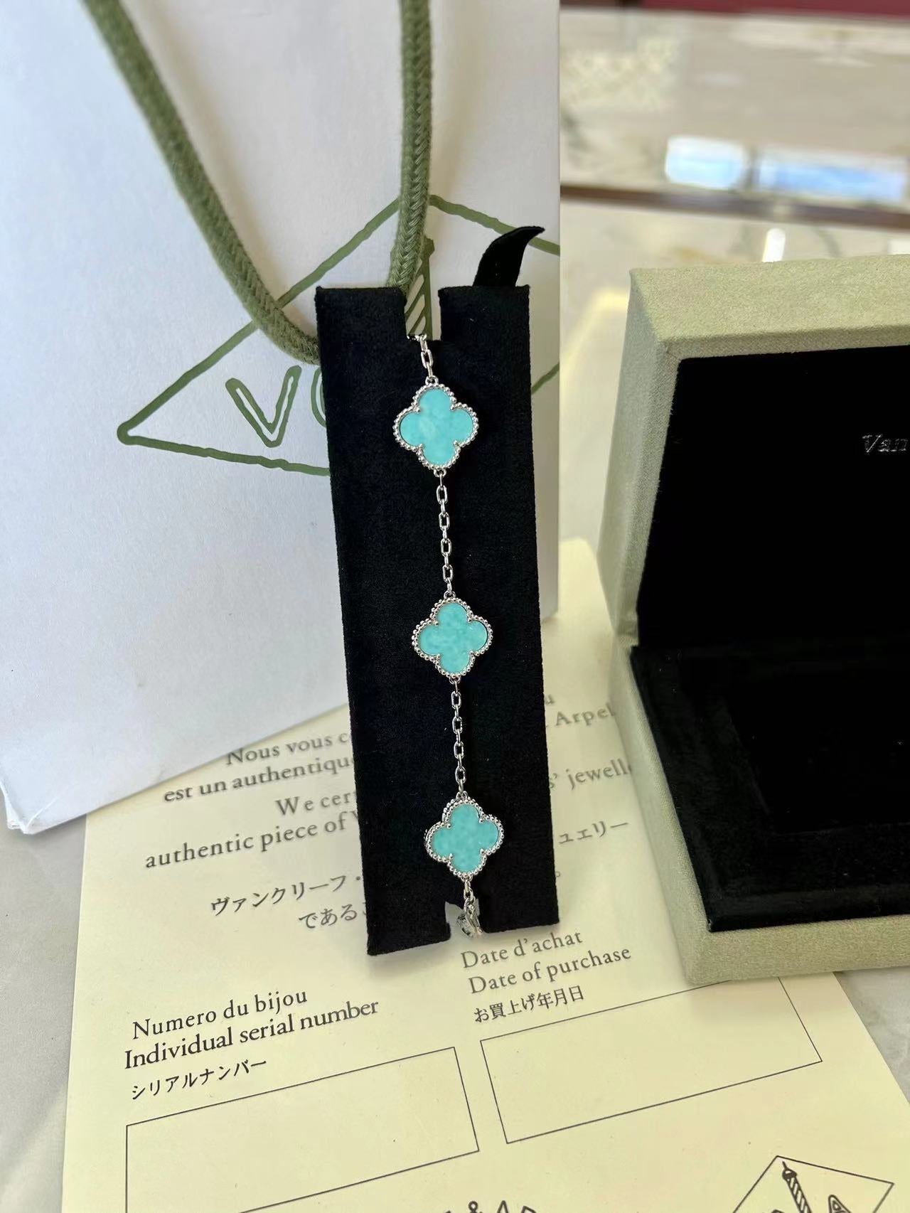 Van c1eef & Arpels ファイブ フラワーズ グリーン ブレスレット【50％割引+送料無料】