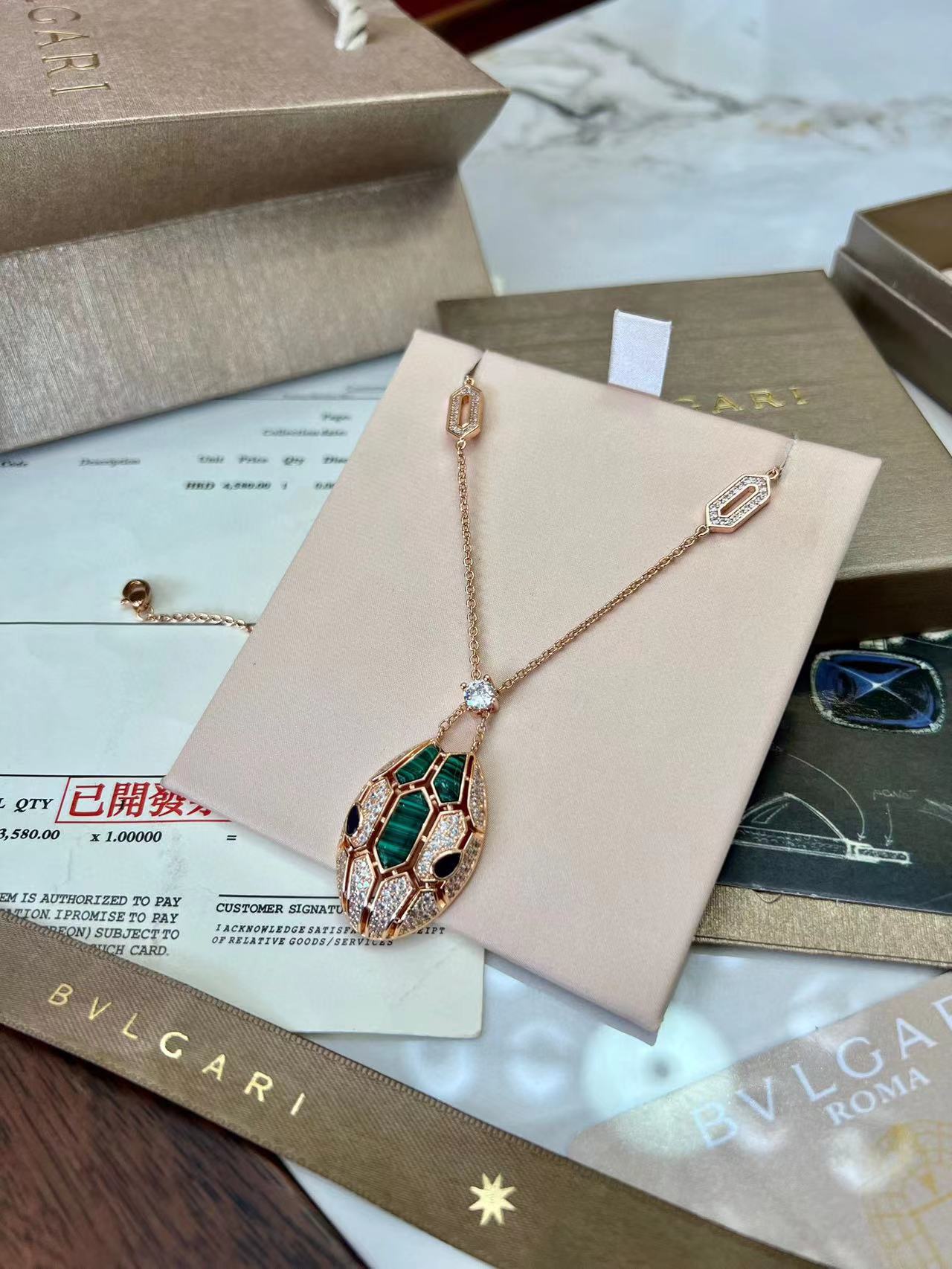 BVLGAR1 スネークヘッド ダイヤモンド ネックレス【50％割引+送料無料】