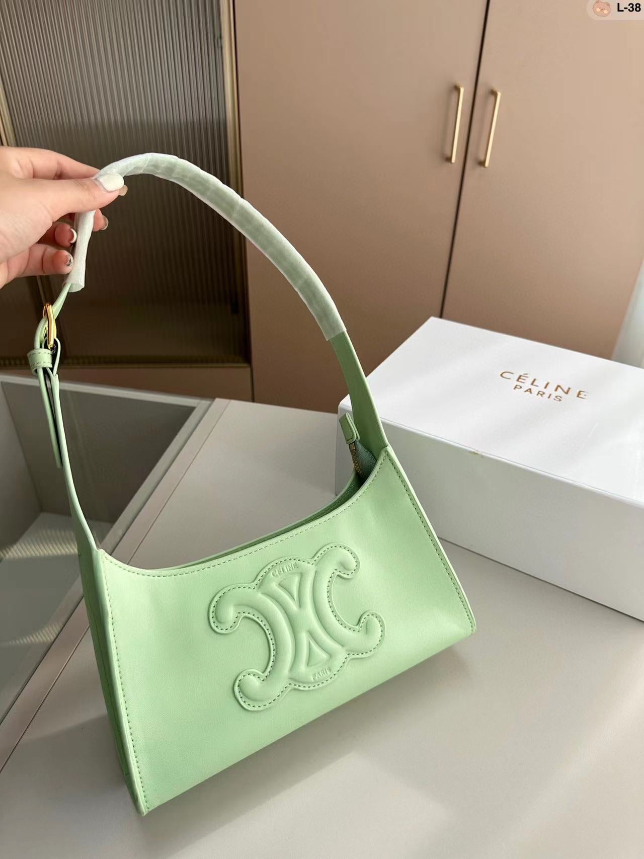 CEL1NE ラージロゴ アンダーアームバッグ【50％割引+送料無料】